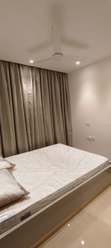 Bedroom in 1 BHK Apartment at Hiranandani Highland, Powai – for Rent