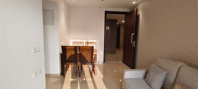 Living Room, hiranandani-highland 1 Bedroom 377 Sq.Ft. Apartment In Powai Mumbai 10113519