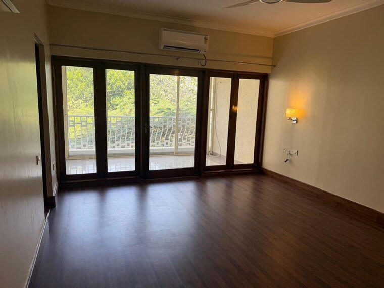 Room, brigade-coronet 3 Bedroom 3000 Sq.Ft. Penthouse In Vasanth Nagar Bangalore 9877954