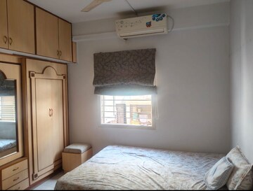 Bedroom in 2 BHK Apartment at Vastrapur – for Rent