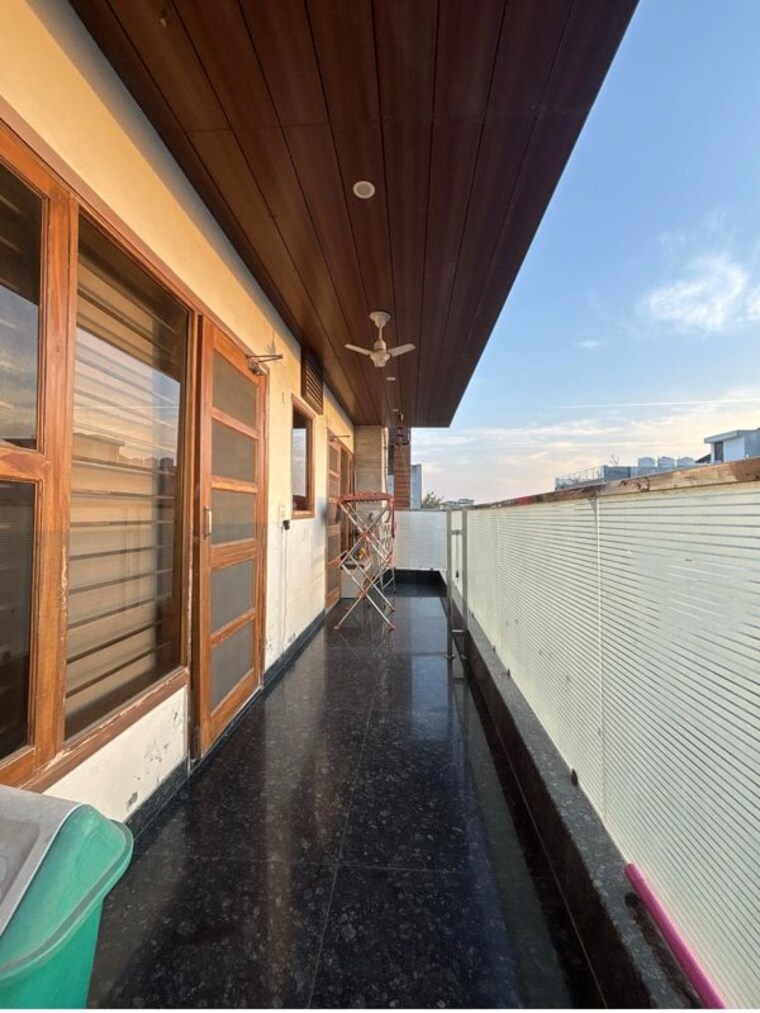 Bedroom, sector 11 4 Bedroom 300 Sq.Yd. Builder Floor In Sector 11 Faridabad 10113692