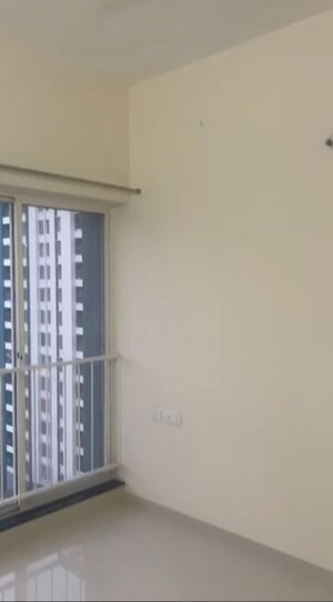 Room in 2 BHK Apartment at Shapoorji Pallonji Joyville Hinjewadi, Hinjewadi – for Rent
