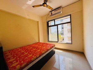 Bedroom in 2 BHK Builder Floor at Ghatkopar East – for Rent