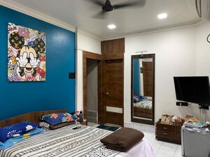 Bedroom in 4 BHK Villa at Chembur – for Sale