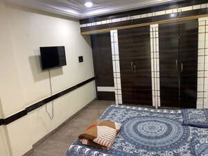 Bedroom in 4 BHK Villa at Chembur – for Sale
