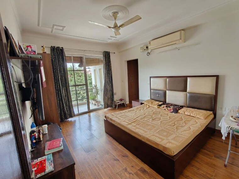 Bedroom, orchid-island 3 Bedroom 1906 Sq.Ft. Builder Floor In Sector 51 Gurgaon 10114040
