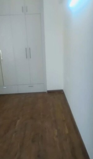 Room in 3 BHK Apartment at Allwin El Spazia, Sanauli – for Rent