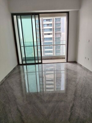 Room in 2 BHK Apartment at Prestige Jasdan Classic, Mahalaxmi – for Rent