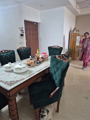 Bedroom in 3 BHK Apartment at Sector 85 – for Rent