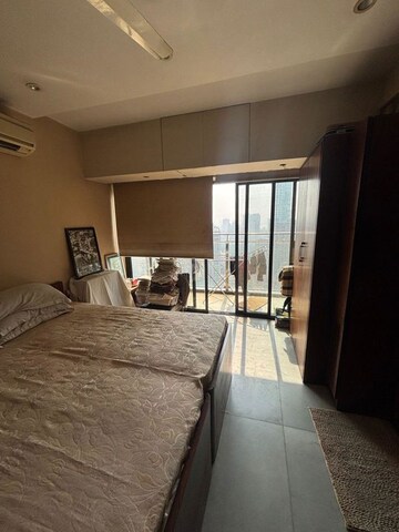 Bedroom in 3 BHK Apartment at Prithvi Apartment Tardeo, Tardeo – for Rent