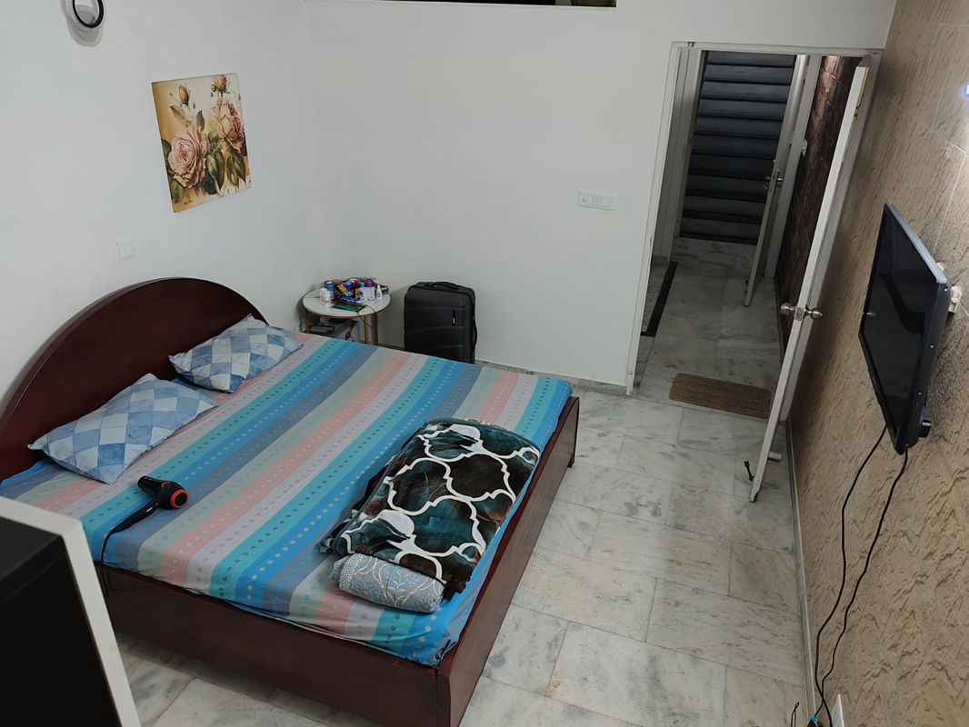 1 RkBuilder Floor For Rent in Lajpat Nagar II