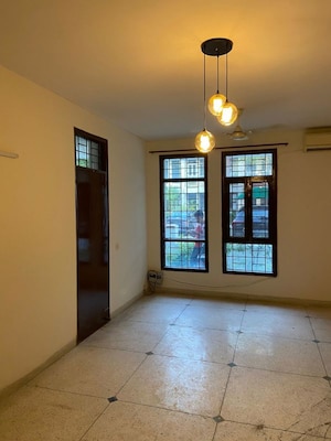 Room in 5 BHK Builder Floor at Satbari – for Rent