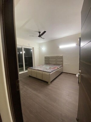 Bathroom in 3 BHK Apartment at Sector 88 – for Rent