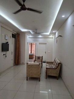 3 BHK Builder Floor For Rent in Jamuna Enclave