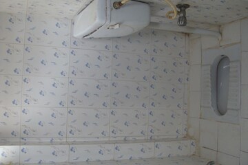 Bathroom in 1 RK Independent House at Rt Nagar – for Rent