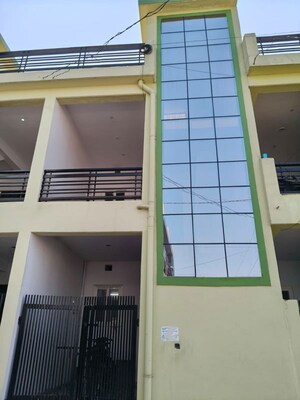 2 BHK Independent House For Sale in Pondha