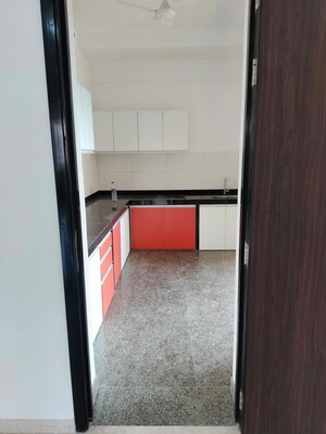 Furnished Amenities in 3 BHK Apartment at Kalpataru Radiance, Goregaon West – for Rent