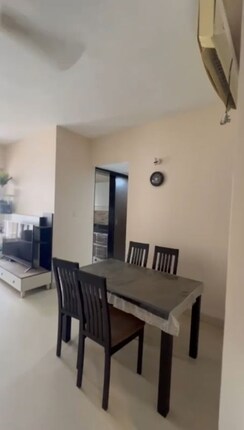 2 BHK Apartment For Rent in Lodha Aqua