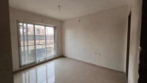 Room in 2 BHK Apartment at Dosti Mezzo 22, Sion East – for Sale