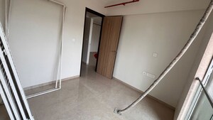Room in 2 BHK Apartment at Dosti Mezzo 22, Sion East – for Sale