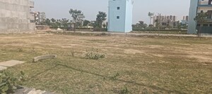  Plot For Sale in Wave City, Wave City