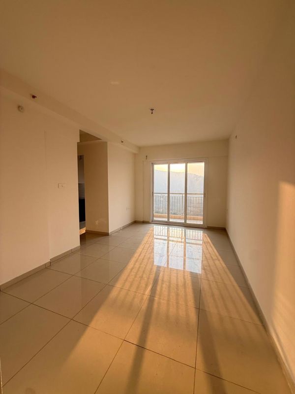1 BHK + Pooja Room Apartment For Sale in Metropolis Bayside