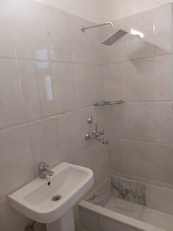 2 BHK Builder Floor For Rent in Lajpat Nagar II