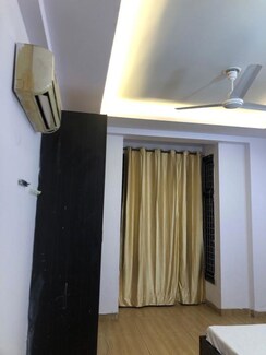 3 BHK + Servant Room Builder Floor For Sale in DLF Phase I