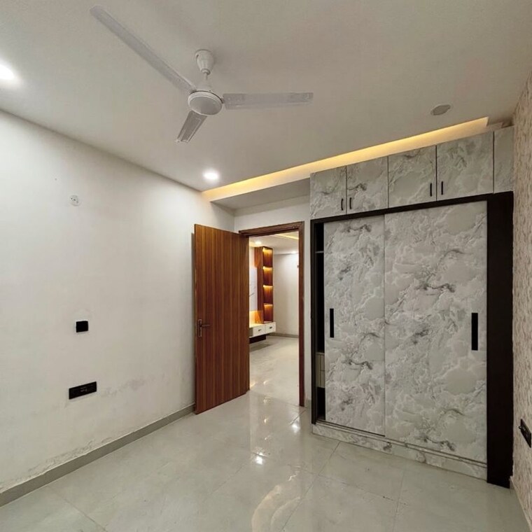 Room, sector 11 3 Bedroom 1440 Sq.Ft. Builder Floor In Sector 11 Faridabad 10114434