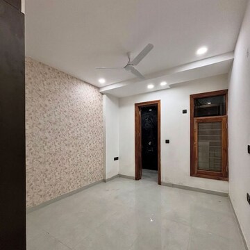 3 BHK Builder Floor For Rent in Sector 11