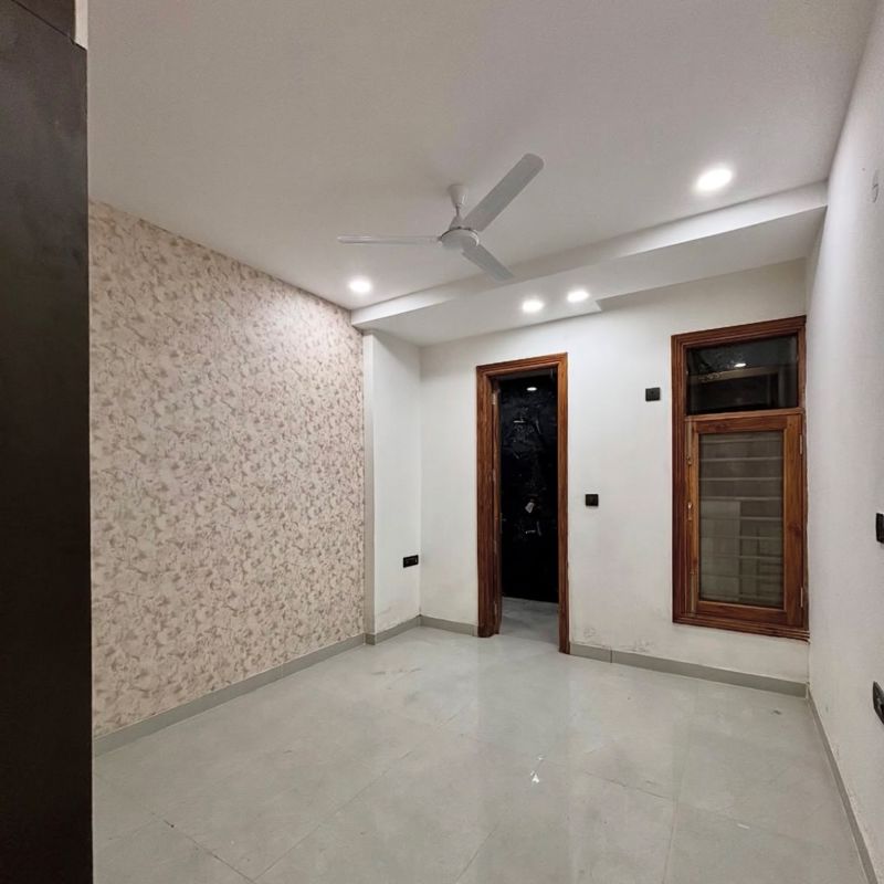 3 BHK + Pooja Room Builder Floor For Rent in Sector 11