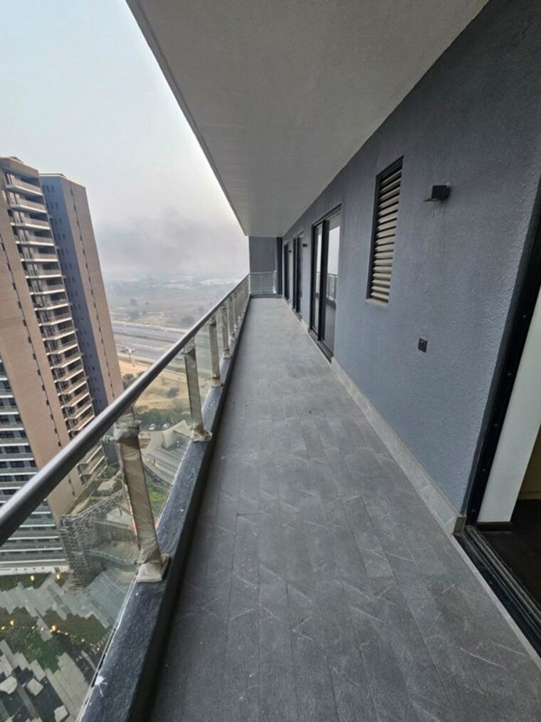 Balcony, krisumi-waterfall-residences 3.5 Bedroom 2537 Sq.Ft. Apartment In Sector 36a Gurgaon 10114124