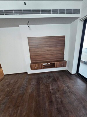 Furnished Amenities in 3.5 BHK Apartment at Krisumi Waterfall Residences, Sector 36a – for Rent