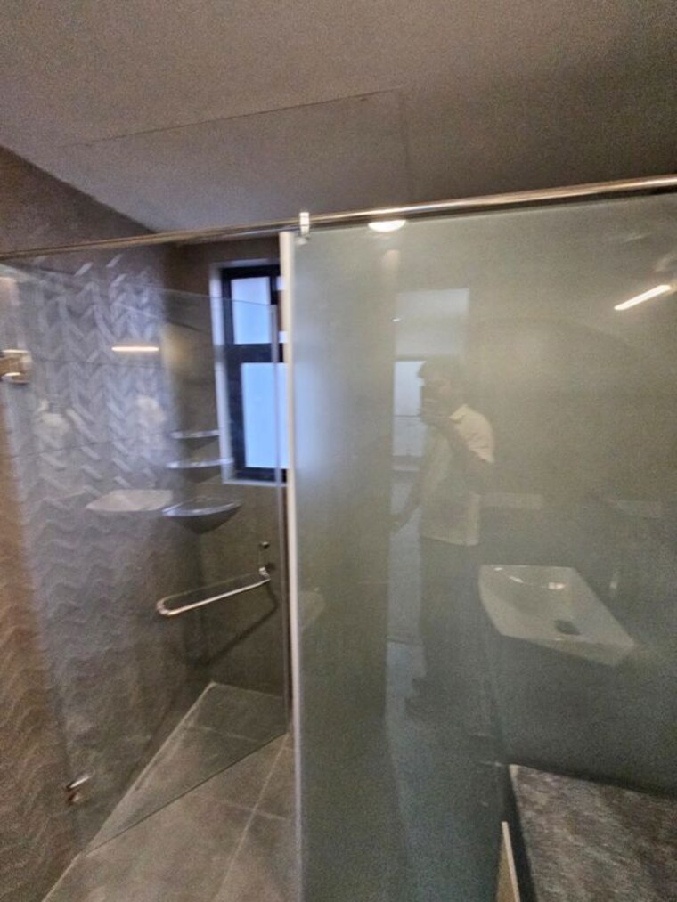 Attached Bathroom, krisumi-waterfall-residences 3.5 Bedroom 2537 Sq.Ft. Apartment In Sector 36a Gurgaon 10114124