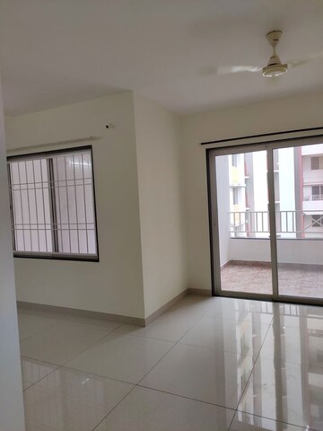 Room in 3 BHK Apartment at DSK Vidyanagari, Baner – for Rent