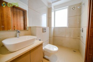Bathroom in 3 BHK Builder Floor at Dlf Cyber City – for Sale