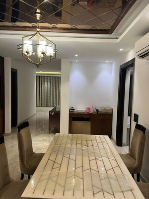 Bedroom in 3 BHK Builder Floor at Dlf Phase I – for Sale