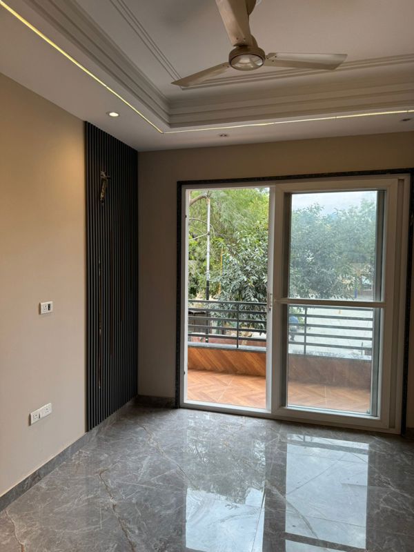 4 BHK + Servant Room Builder Floor For Sale in DLF Phase I