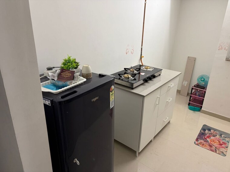 Master Bedroom, puranik-city-reserva 1.5 Bedroom 724 Sq.Ft. Apartment In Ghodbunder Road Thane 10114490