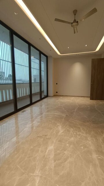 Room in 4 BHK Apartment at Greater Kailash I – for Sale