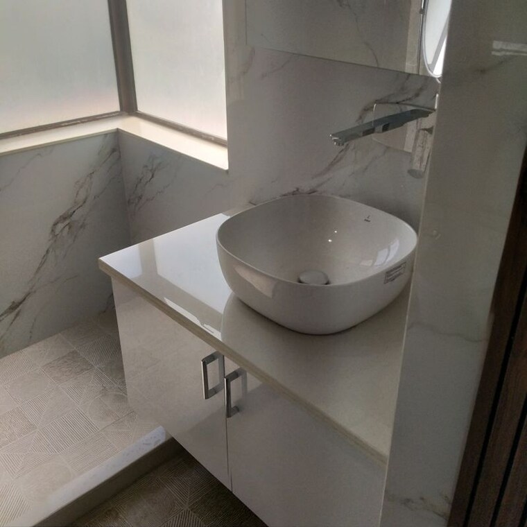 Bathroom, dhoot-time-residency 3 Bedroom 1717 Sq.Ft. Apartment In Sector 63 Gurgaon 10114575