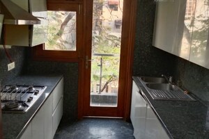 Kitchen in 2 BHK Builder Floor at Sector 62 – for Rent