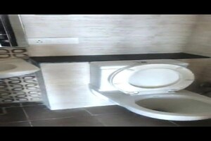 Bathroom in 3 BHK Builder Floor at Mullanpur – for Rent