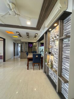 2.5 BHK + Pooja Room Apartment For Rent in Oberoi Realty Woods