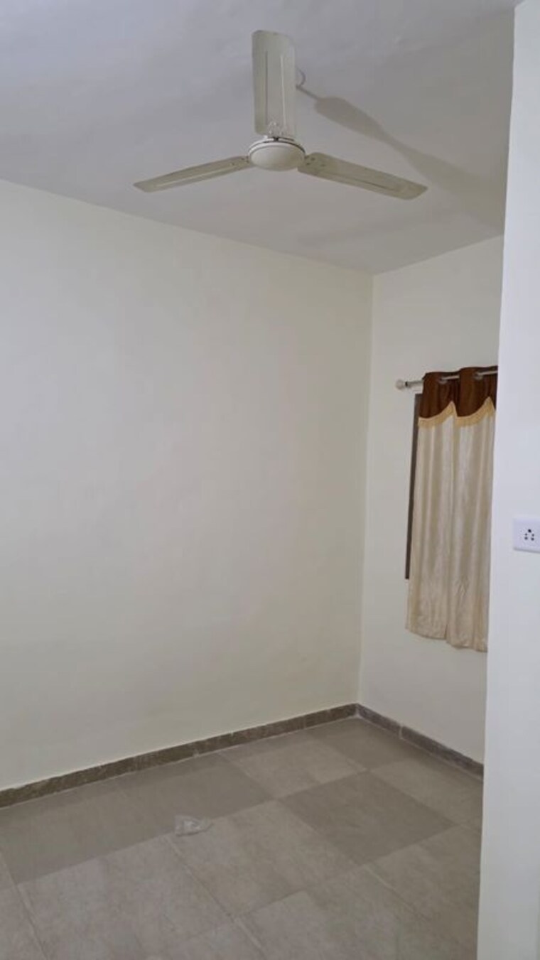 Room, kapil-complex 1 Bedroom 500 Sq.Ft. Apartment In Baner Pune 10114729