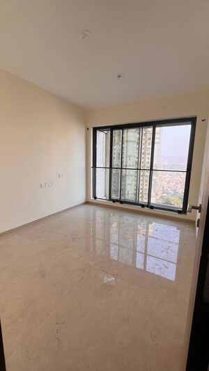 Room in 2 BHK Apartment at Dosti Eastern Bay, Wadala – for Sale