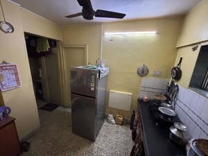 Team Area in 1 BHK Apartment at Andheri East – for Sale