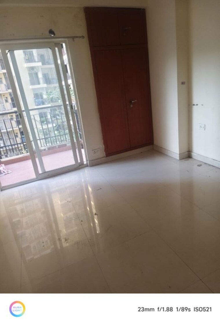 Room, maxblis-grand-wellington 1 Bedroom 615 Sq.Ft. Apartment In Sector 75 Noida 10114933