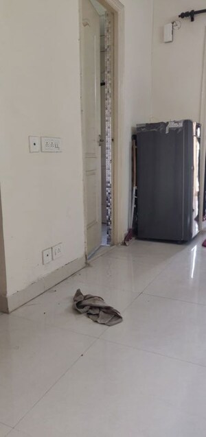 Furnished Amenities in 1 BHK Apartment at Maxblis Grand Wellington, Sector 75 – for Rent