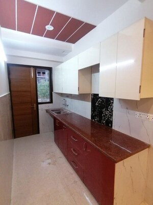 Kitchen in 2 BHK Builder Floor at Sector 57 – for Rent